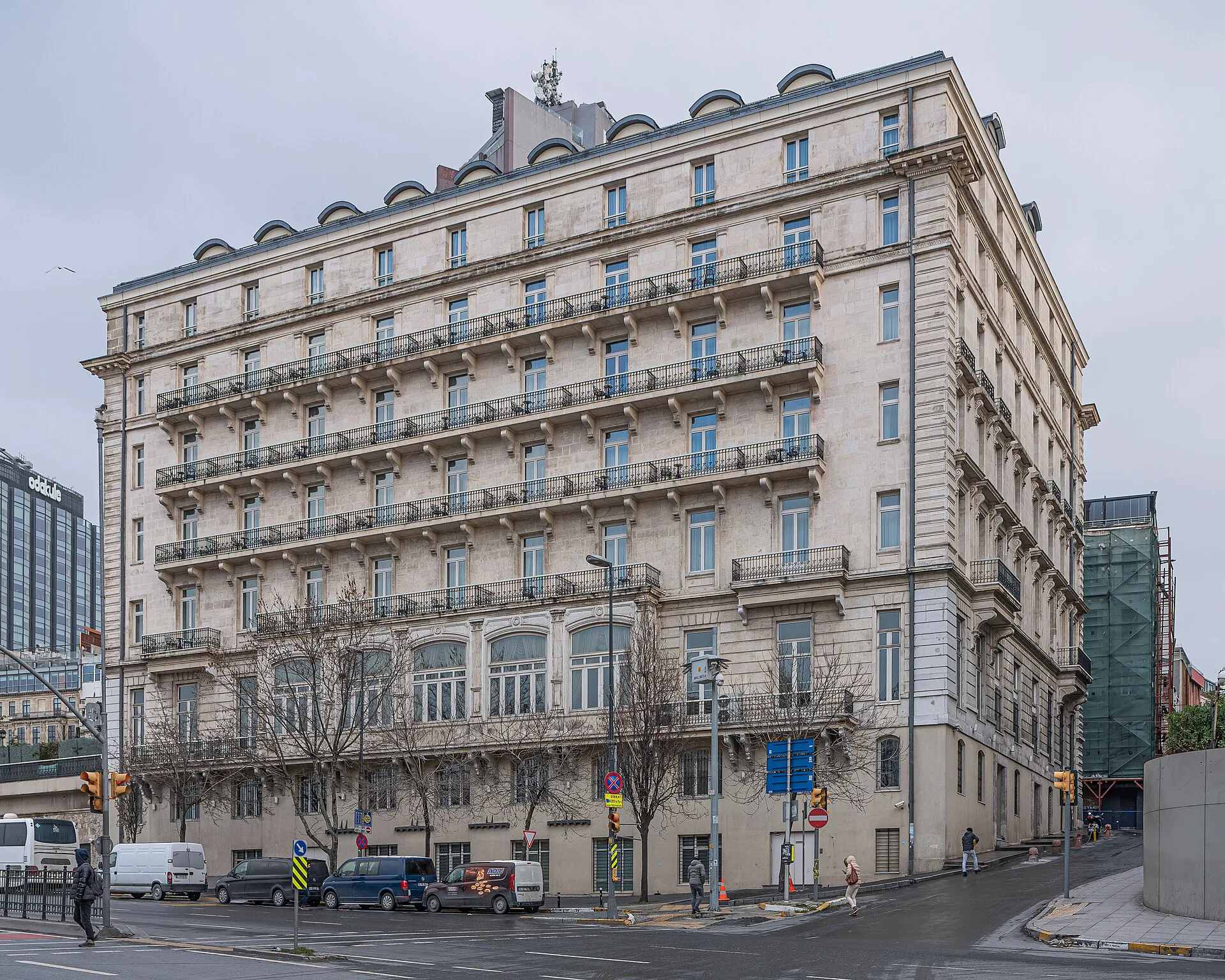 Fassade des Pera Palace Hotel in Istanbul