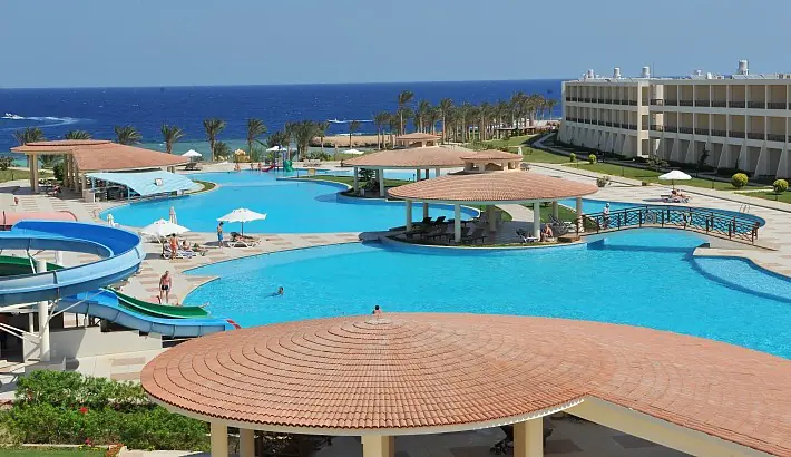 Brayka Lagoon Resort