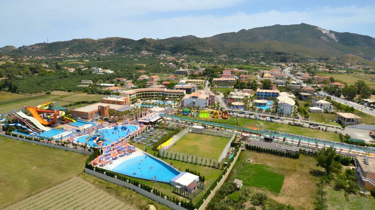 Caretta Beach (Kalamaki)