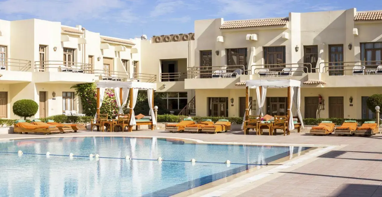 Cataract Layalina & Resort