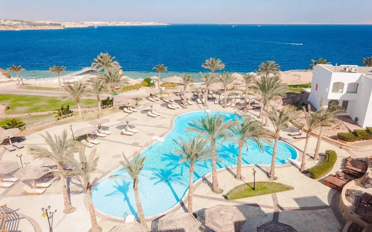 Coral Beach Tiran