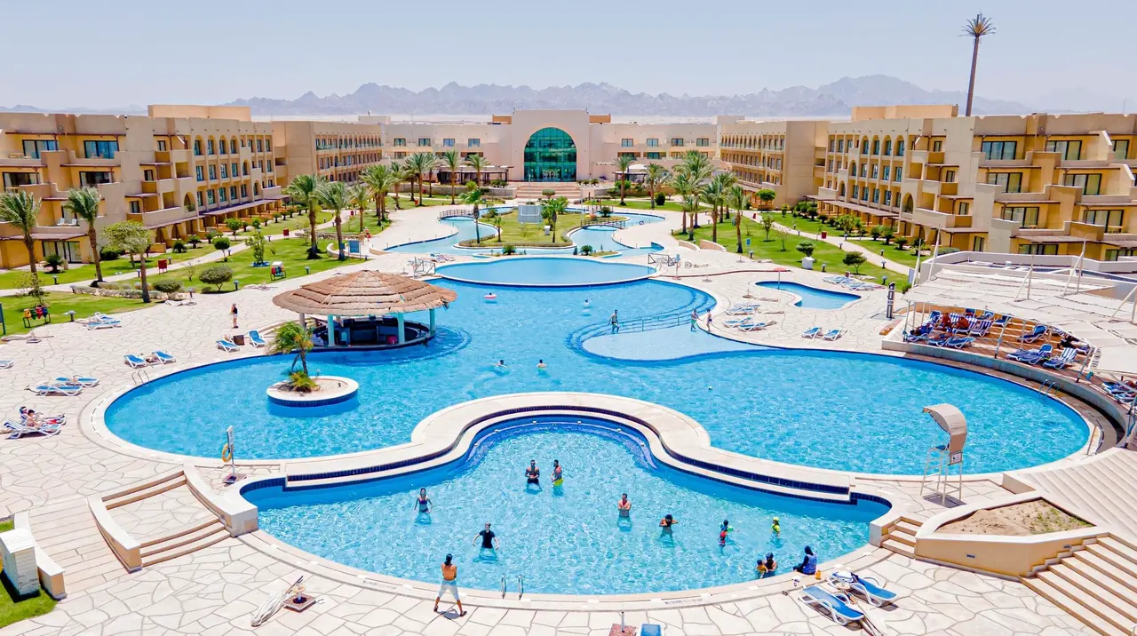 Movenpick Waterpark Resort & Spa Soma Bay