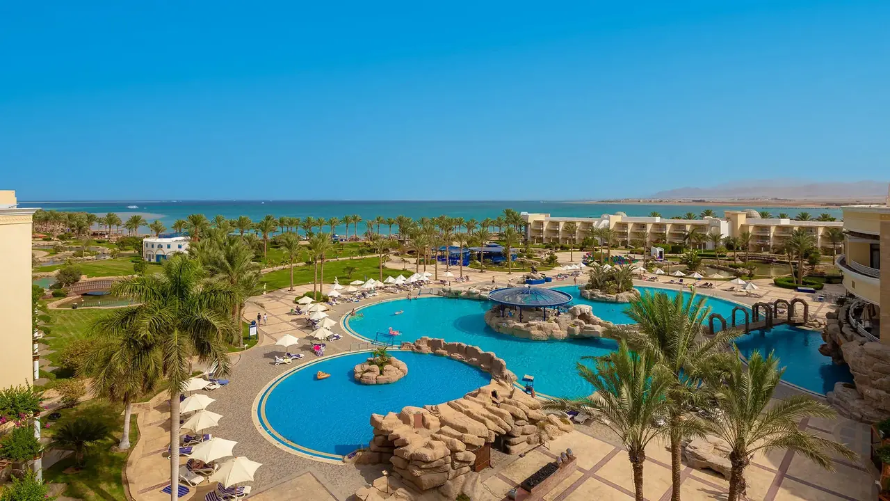 Palm Royale Soma Bay