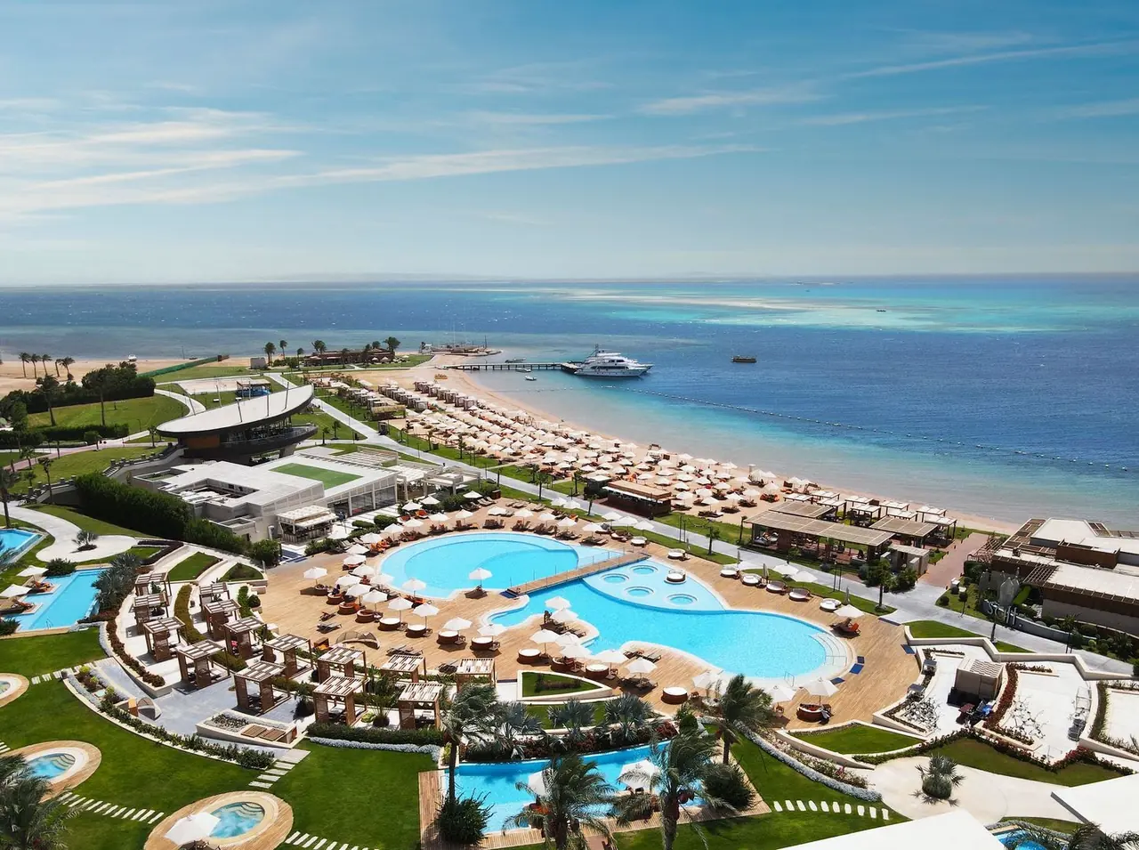 Rixos Premium Magawish Suites & Villas
