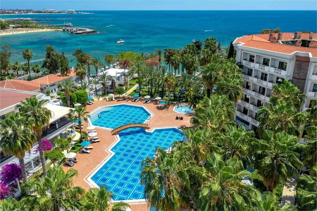 Utopia Resort & Residence (ex Alara Park)
