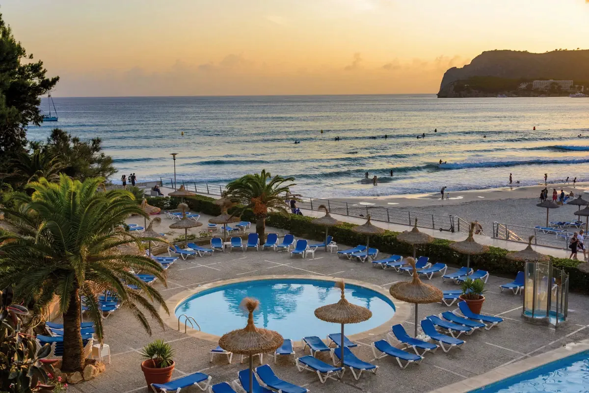 Vibra Beverly Playa